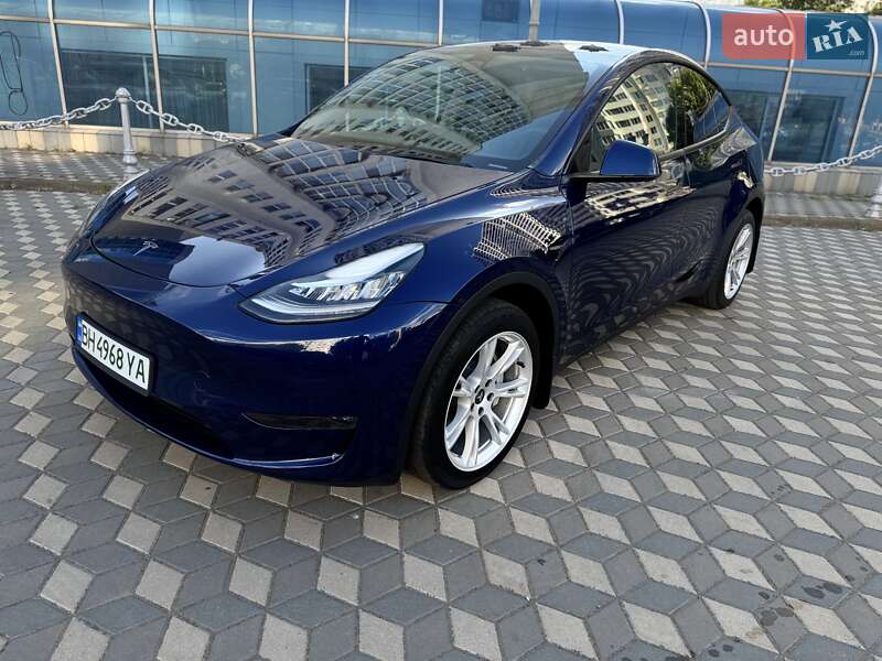Внедорожник / Кроссовер Tesla Model Y 2023 в Одессе