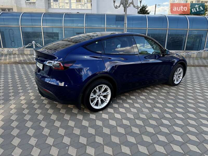 Внедорожник / Кроссовер Tesla Model Y 2023 в Одессе