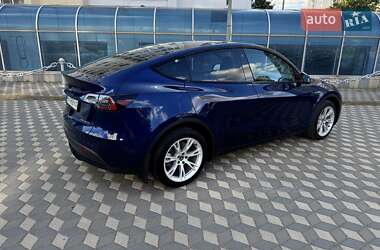 Внедорожник / Кроссовер Tesla Model Y 2023 в 