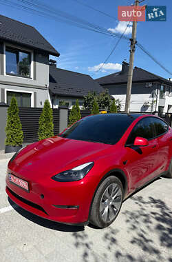 Внедорожник / Кроссовер Tesla Model Y 2023 в Львове