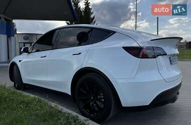 Внедорожник / Кроссовер Tesla Model Y 2022 в 