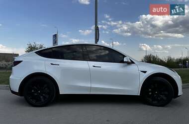 Внедорожник / Кроссовер Tesla Model Y 2022 в 