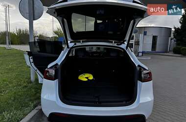Внедорожник / Кроссовер Tesla Model Y 2022 в 