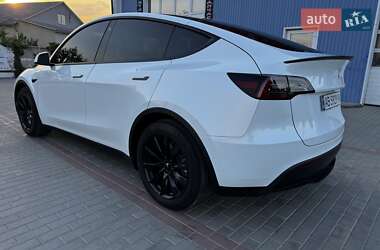 Внедорожник / Кроссовер Tesla Model Y 2022 в 