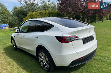 Внедорожник / Кроссовер Tesla Model Y 2022 в 