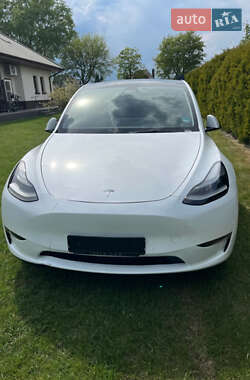 Внедорожник / Кроссовер Tesla Model Y 2022 в 