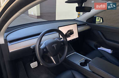 Позашляховик / Кросовер Tesla Model Y 2022 в 