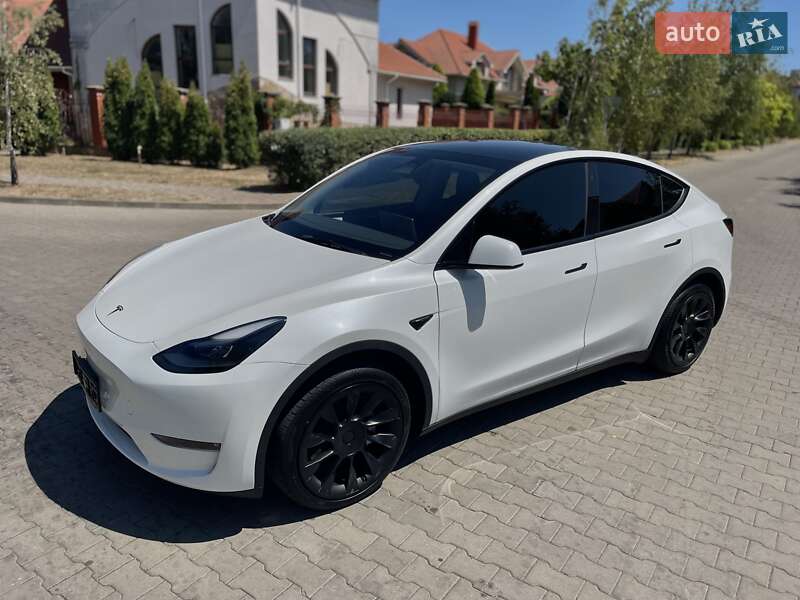Внедорожник / Кроссовер Tesla Model Y 2023 в Одессе