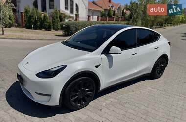 Внедорожник / Кроссовер Tesla Model Y 2023 в 