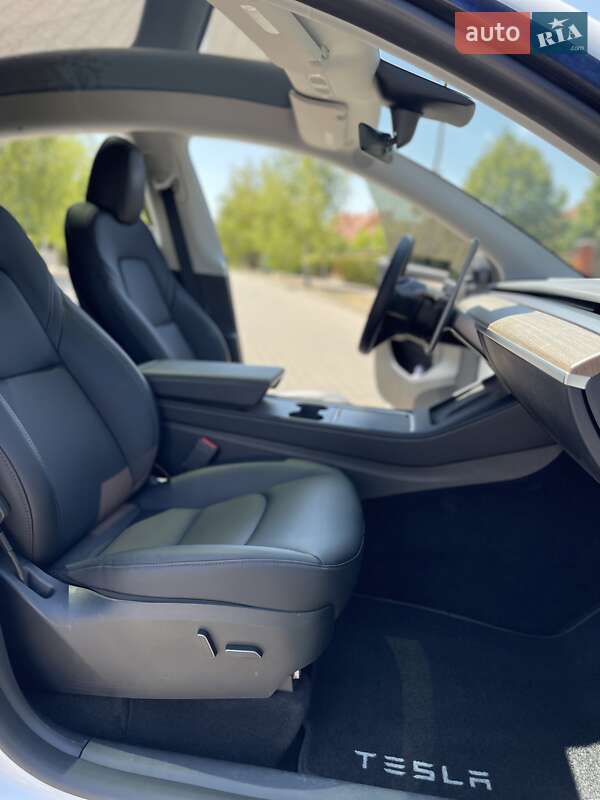 Внедорожник / Кроссовер Tesla Model Y 2023 в Одессе
