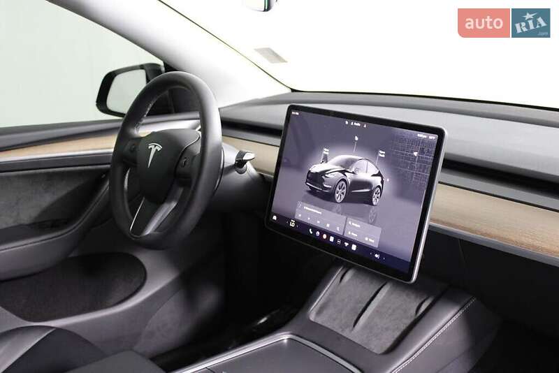 Внедорожник / Кроссовер Tesla Model Y 2024 в Львове фото 12 Внедорожник / Кроссовер Tesla Model Y 2024 в Львове