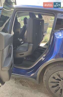 Позашляховик / Кросовер Tesla Model Y 2022 в Івано-Франківську