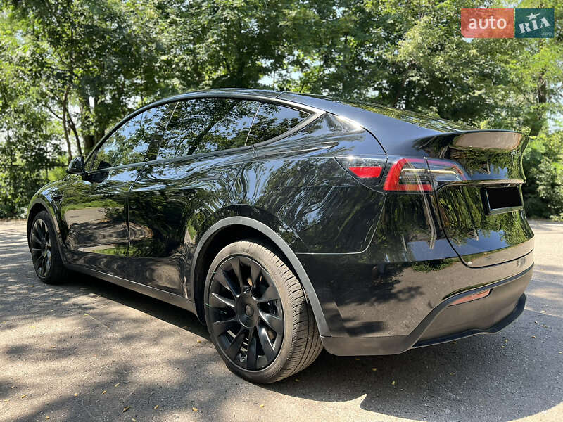 Внедорожник / Кроссовер Tesla Model Y 2024 в Полтаве