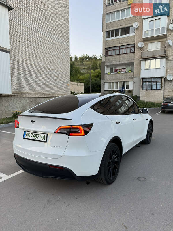 Внедорожник / Кроссовер Tesla Model Y 2023 в Могилев-Подольске