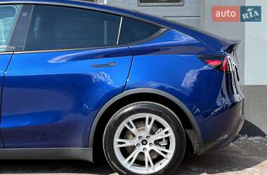 Внедорожник / Кроссовер Tesla Model Y 2021 в 