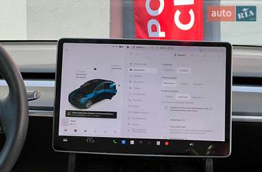 Внедорожник / Кроссовер Tesla Model Y 2021 в 