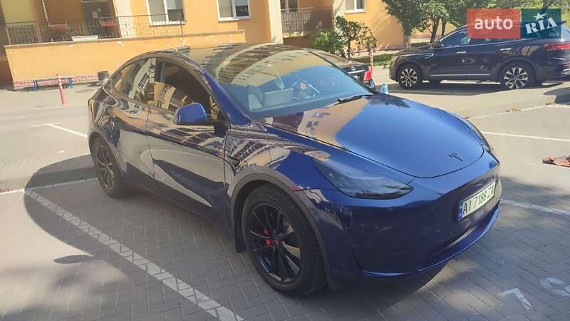 Внедорожник / Кроссовер Tesla Model Y 2021 в Киеве