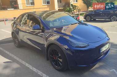 Внедорожник / Кроссовер Tesla Model Y 2021 в 