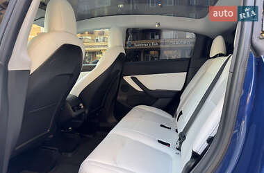 Внедорожник / Кроссовер Tesla Model Y 2020 в 