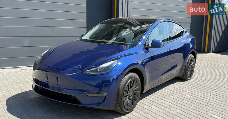 Внедорожник / Кроссовер Tesla Model Y 2023 в 
