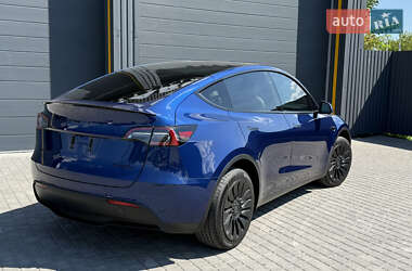 Внедорожник / Кроссовер Tesla Model Y 2023 в 