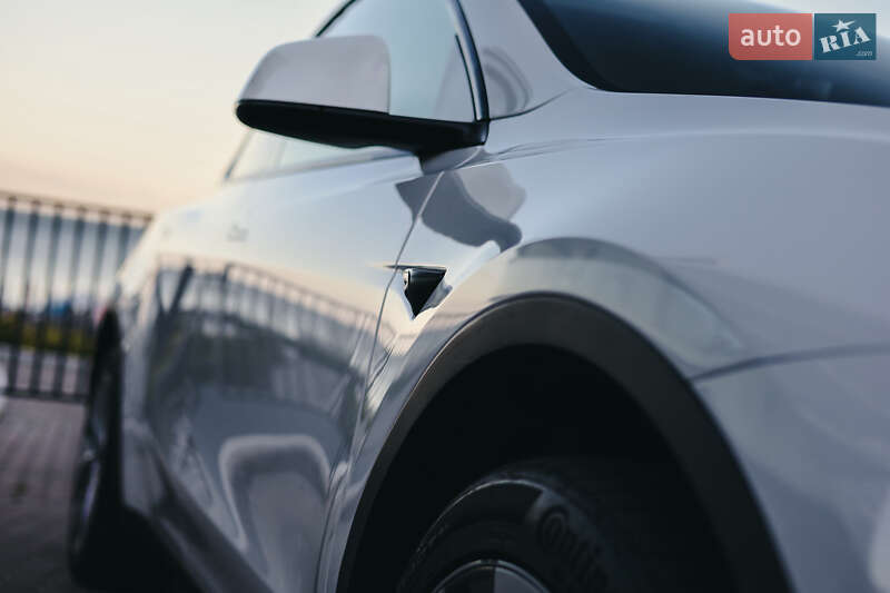 Внедорожник / Кроссовер Tesla Model Y 2022 в Одессе