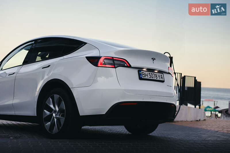 Внедорожник / Кроссовер Tesla Model Y 2022 в Одессе