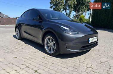Внедорожник / Кроссовер Tesla Model Y 2024 в 