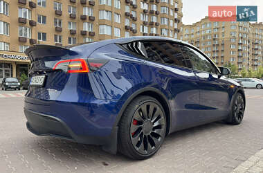 Внедорожник / Кроссовер Tesla Model Y 2021 в 