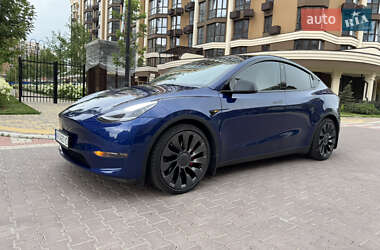 Внедорожник / Кроссовер Tesla Model Y 2021 в 