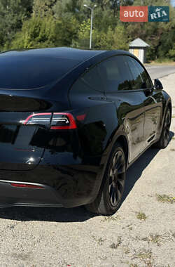 Внедорожник / Кроссовер Tesla Model Y 2021 в 
