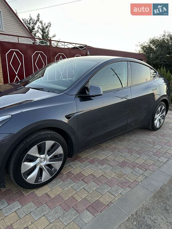 Внедорожник / Кроссовер Tesla Model Y 2021 в Одессе