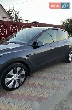 Внедорожник / Кроссовер Tesla Model Y 2021 в 