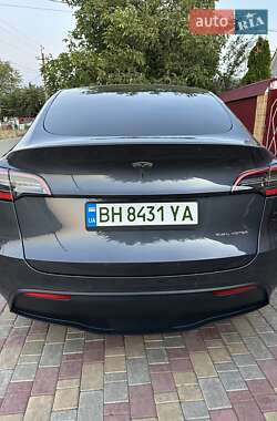 Внедорожник / Кроссовер Tesla Model Y 2021 в 