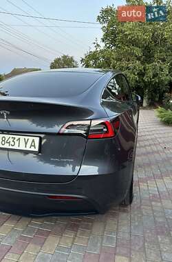 Внедорожник / Кроссовер Tesla Model Y 2021 в 
