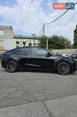 Внедорожник / Кроссовер Tesla Model Y 2023 в 