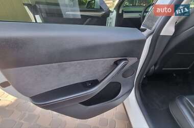 Внедорожник / Кроссовер Tesla Model Y 2023 в 