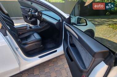 Внедорожник / Кроссовер Tesla Model Y 2023 в 