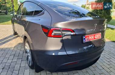 Позашляховик / Кросовер Tesla Model Y 2023 в 