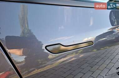 Позашляховик / Кросовер Tesla Model Y 2023 в 