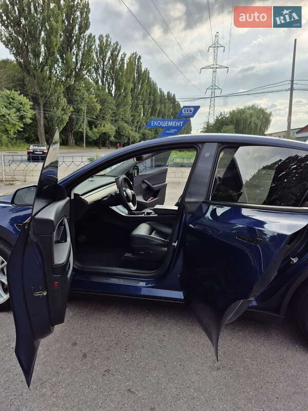 Позашляховик / Кросовер Tesla Model Y 2020 в Вінниці