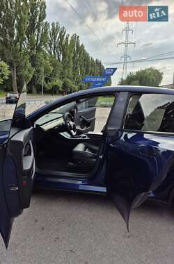 Внедорожник / Кроссовер Tesla Model Y 2020 в 