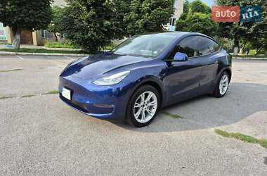 Внедорожник / Кроссовер Tesla Model Y 2020 в 