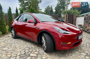 Внедорожник / Кроссовер Tesla Model Y 2023 в Киеве