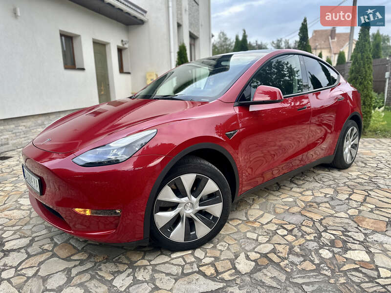 Внедорожник / Кроссовер Tesla Model Y 2023 в Киеве