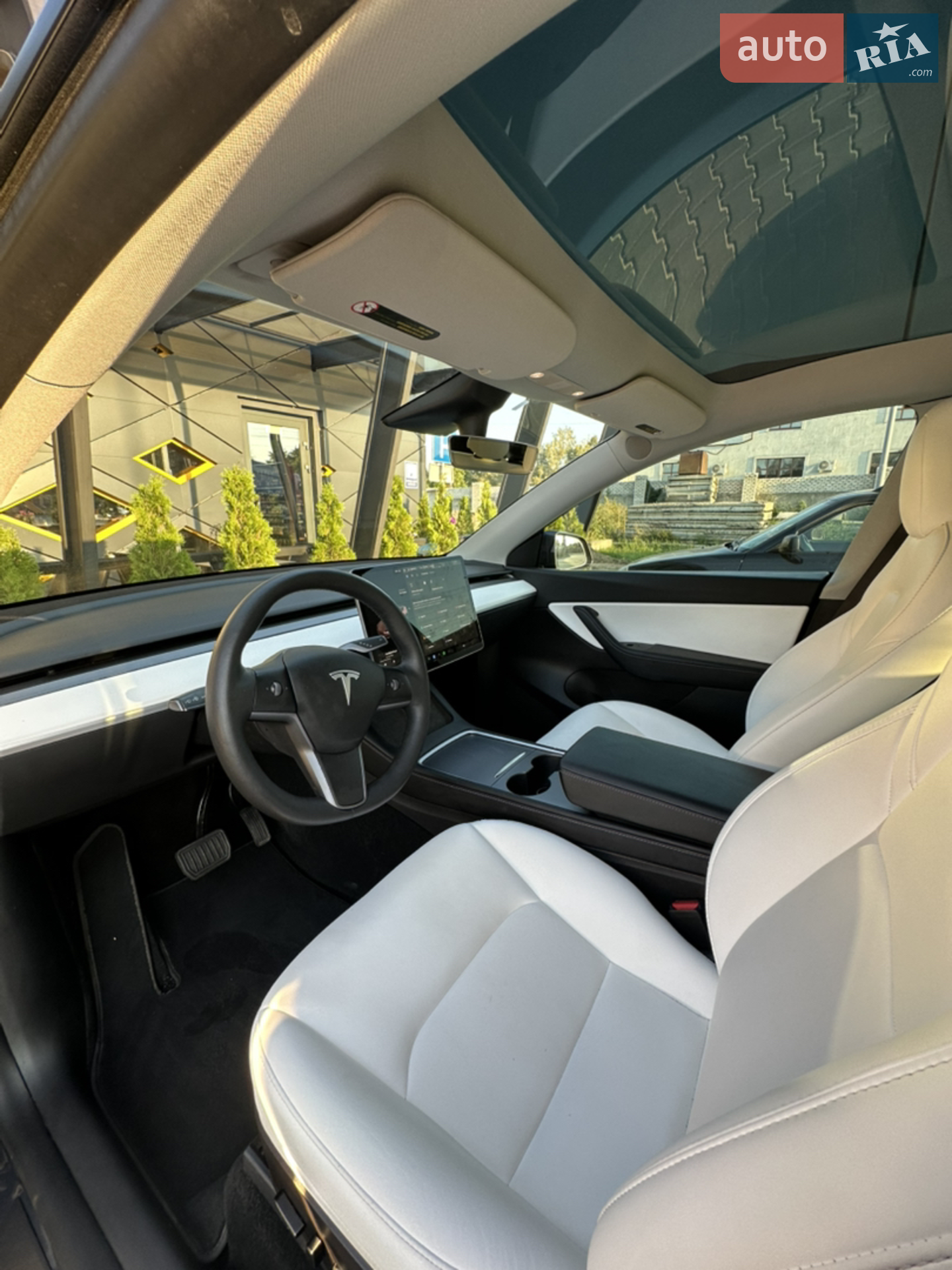 2022 Tesla Model Y - мініатюра 9