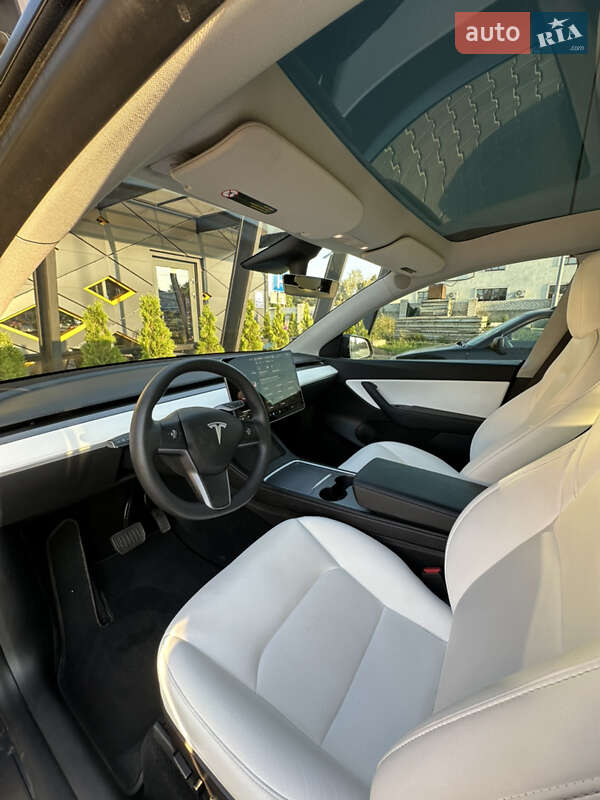 Позашляховик / Кросовер Tesla Model Y 2022 в Знам'янці фото 9 Позашляховик / Кросовер Tesla Model Y 2022 в Знам'янці