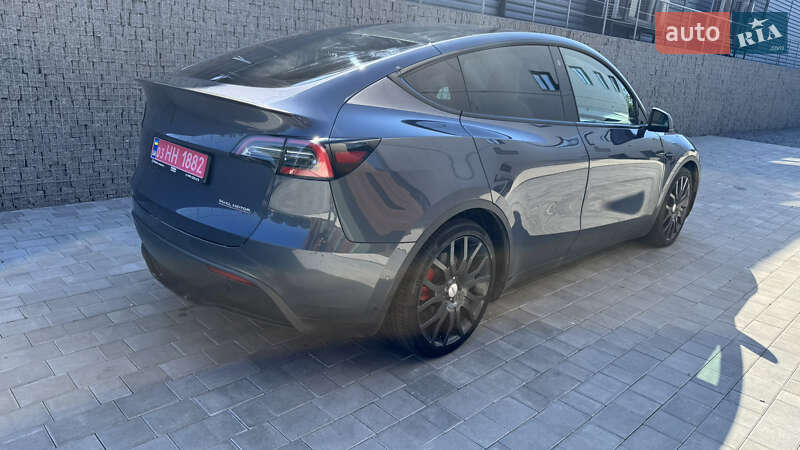 Внедорожник / Кроссовер Tesla Model Y 2021 в Луцке
