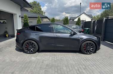 Внедорожник / Кроссовер Tesla Model Y 2024 в 