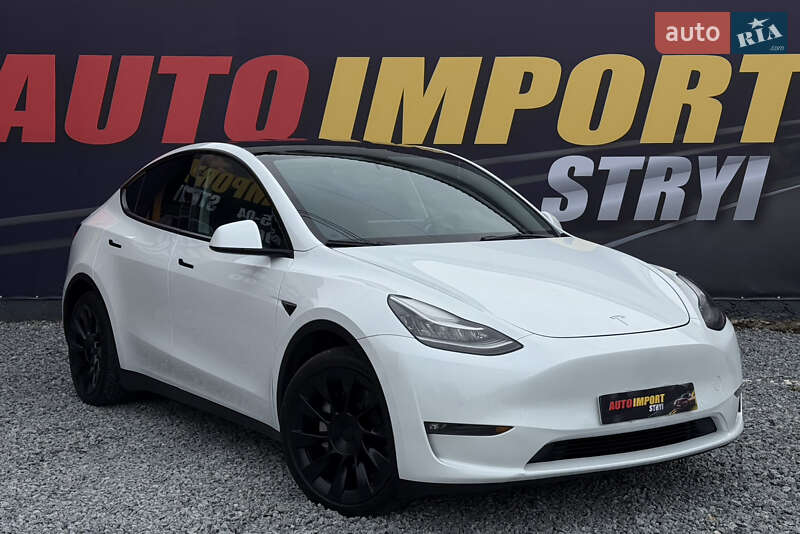 Tesla Model Y 2021